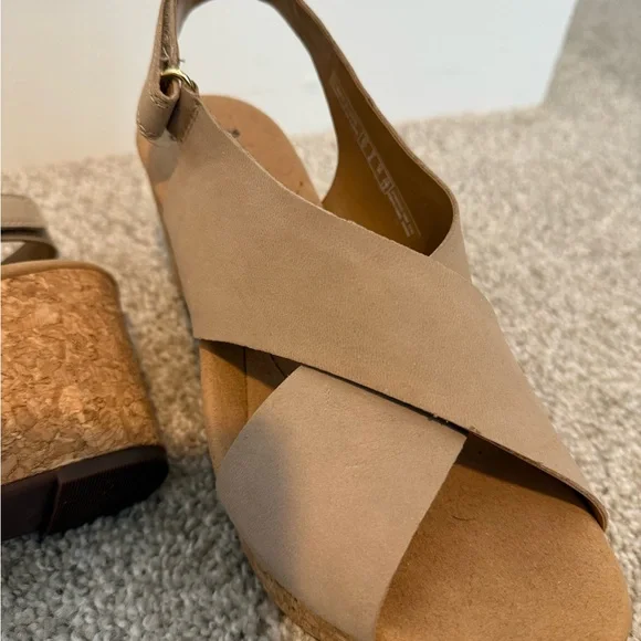 Clark’s Sand Wedge - Picture 7 of 12